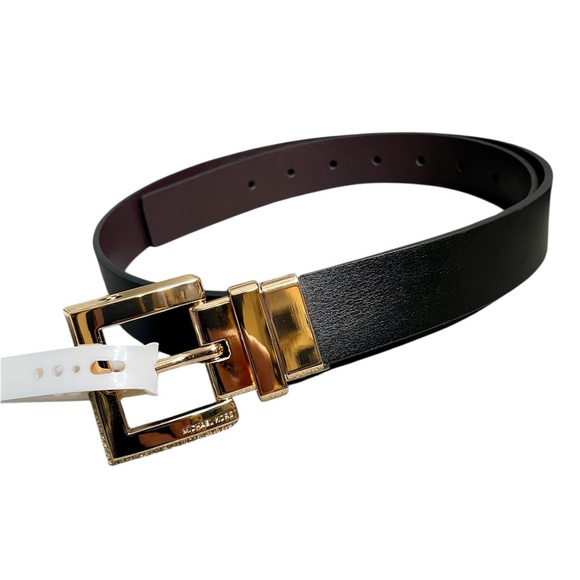 Michael Kors Twist Reversible Black to Brown Leather Belt 32”-37” Length $78 New